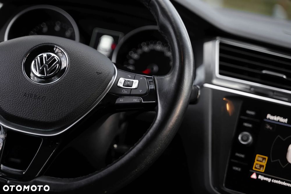 Volkswagen Tiguan - 28
