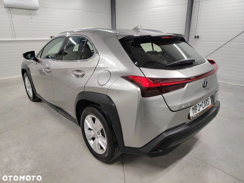 Lexus UX 250h Elegance 2WD - 10