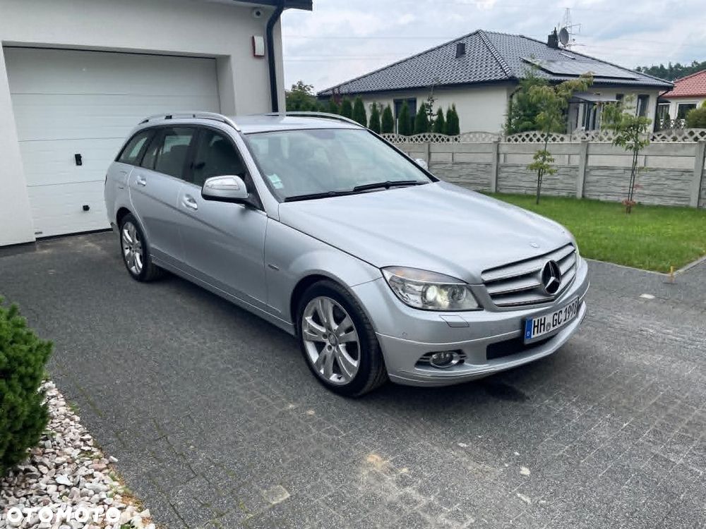Mercedes-Benz Klasa C 320 CDI 7G-TRONIC Avantgarde - 32