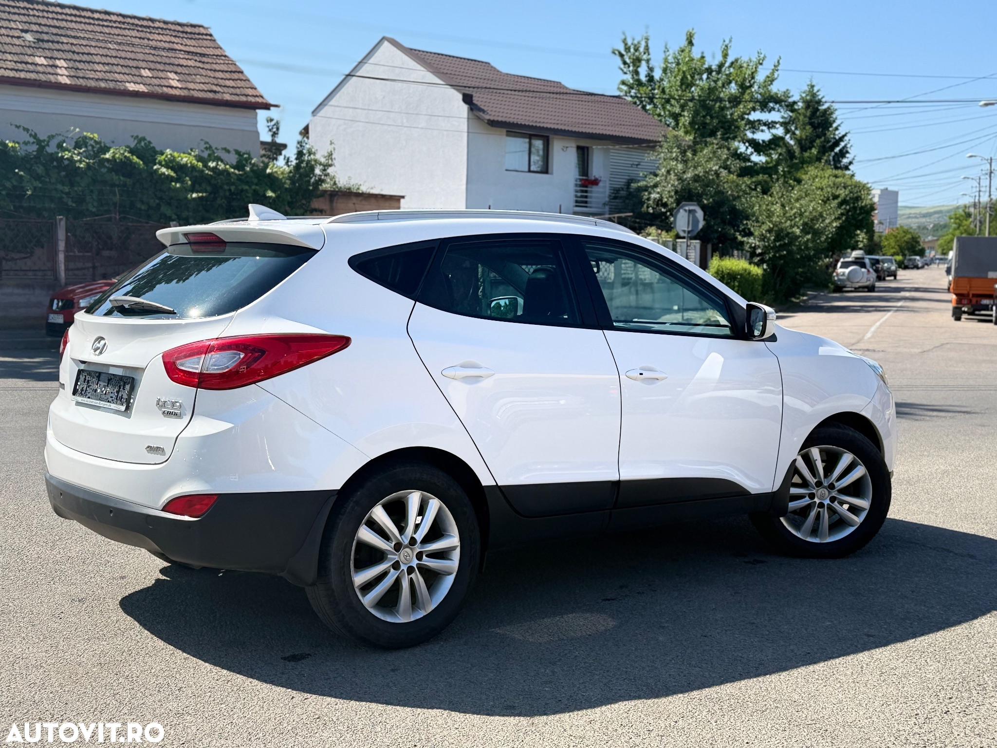 Hyundai ix35 2.0 CRDI 4WD Automatik Finale Gold - 4