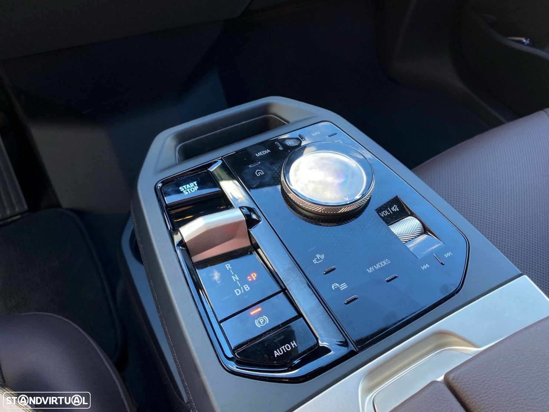 BMW iX xDrive 50 Pack Desportivo - 19