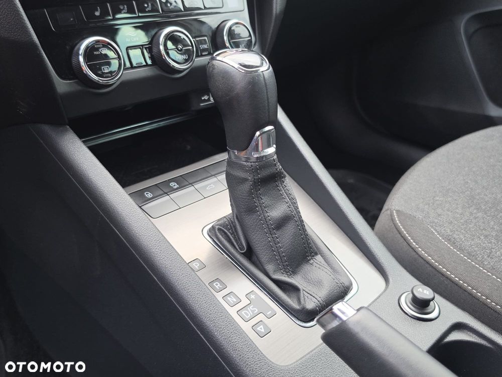 Skoda Octavia 2.0 TDI DSG Soleil - 19