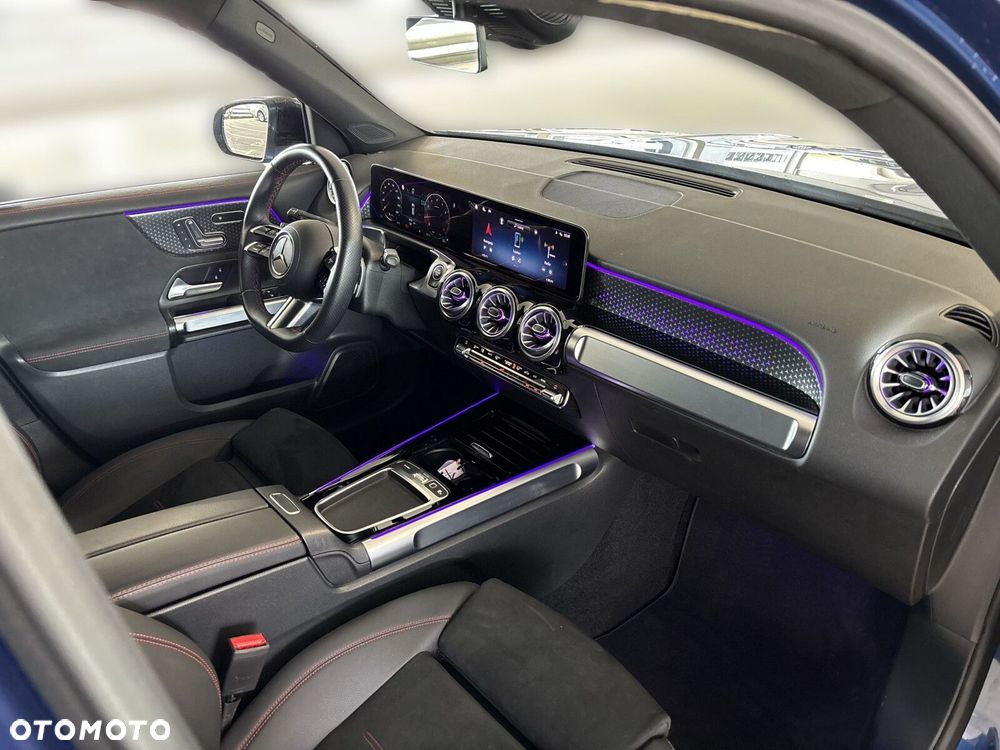 Mercedes-Benz GLB - 18