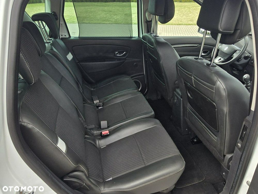 Renault Scenic - 20
