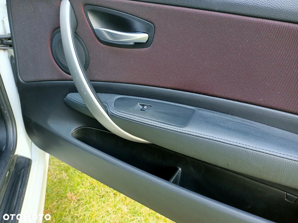 BMW Seria 1 116i - 8