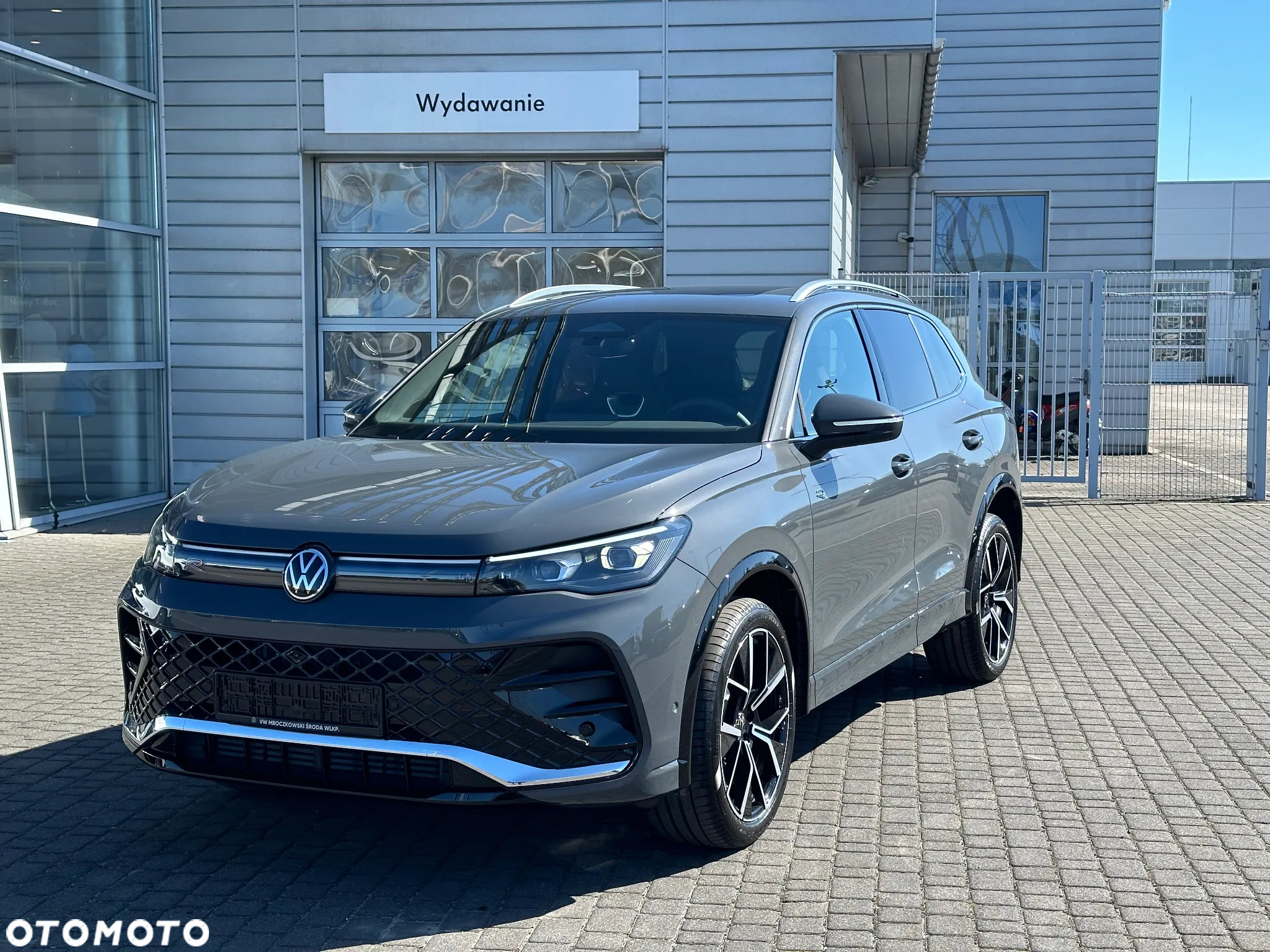 Volkswagen Tiguan 2.0 TSI 4Mot R-Line Plus DSG - 9