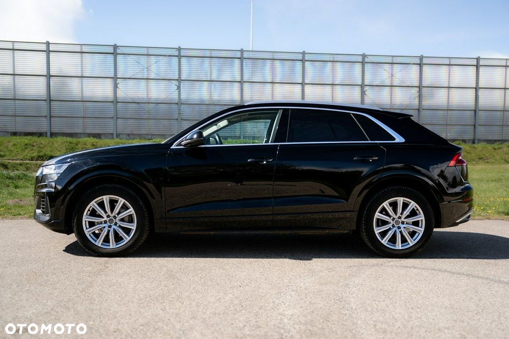Audi Q8 - 11