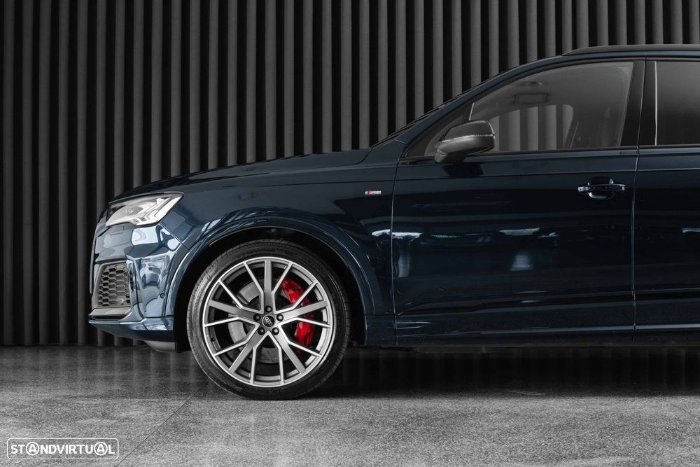 Audi Q7 55 TFSIe quattro S line Tiptronic - 7