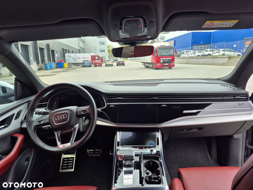 Audi SQ8 - 9