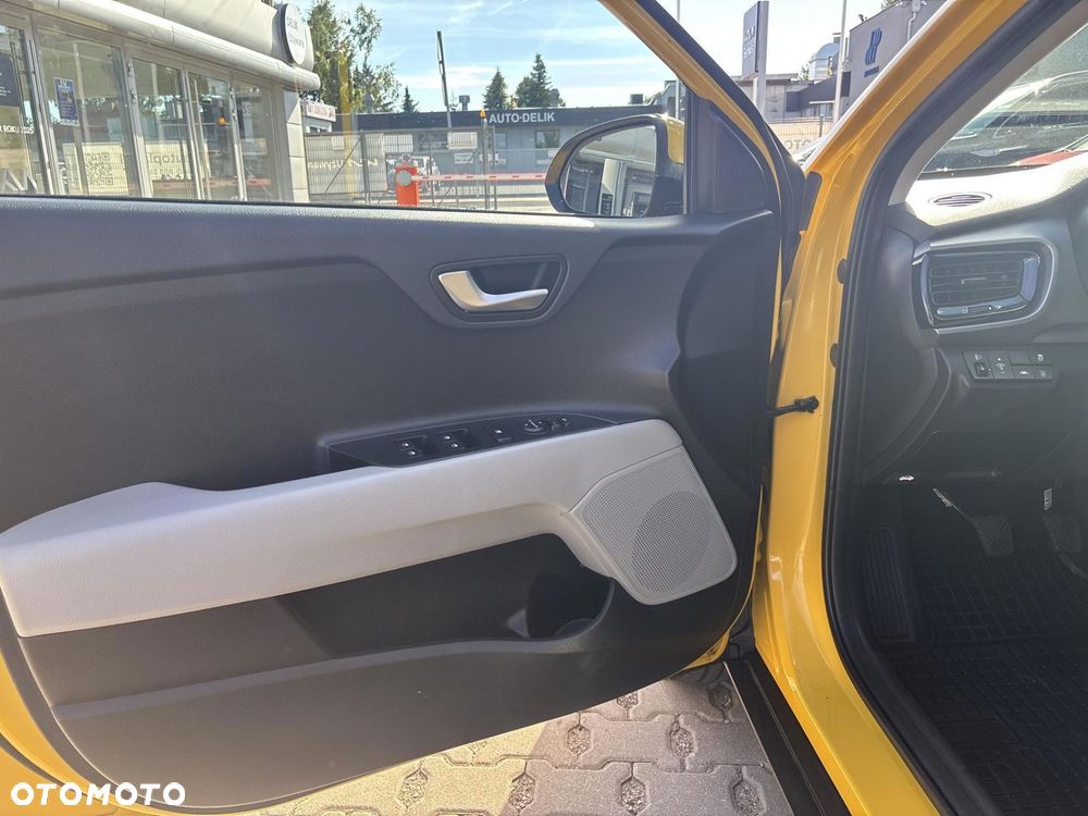 Kia Stonic 1.4 L - 10