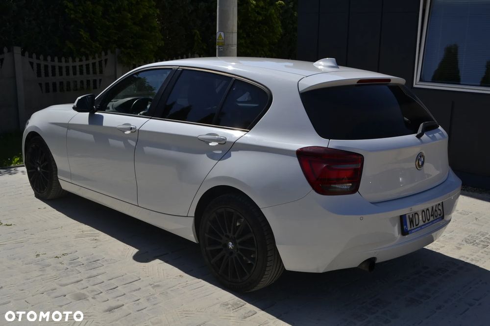 BMW Seria 1 118i Sport Line - 17