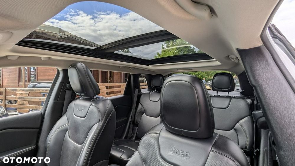 Jeep Cherokee 2.0 MJD Active Drive II Limited - 17