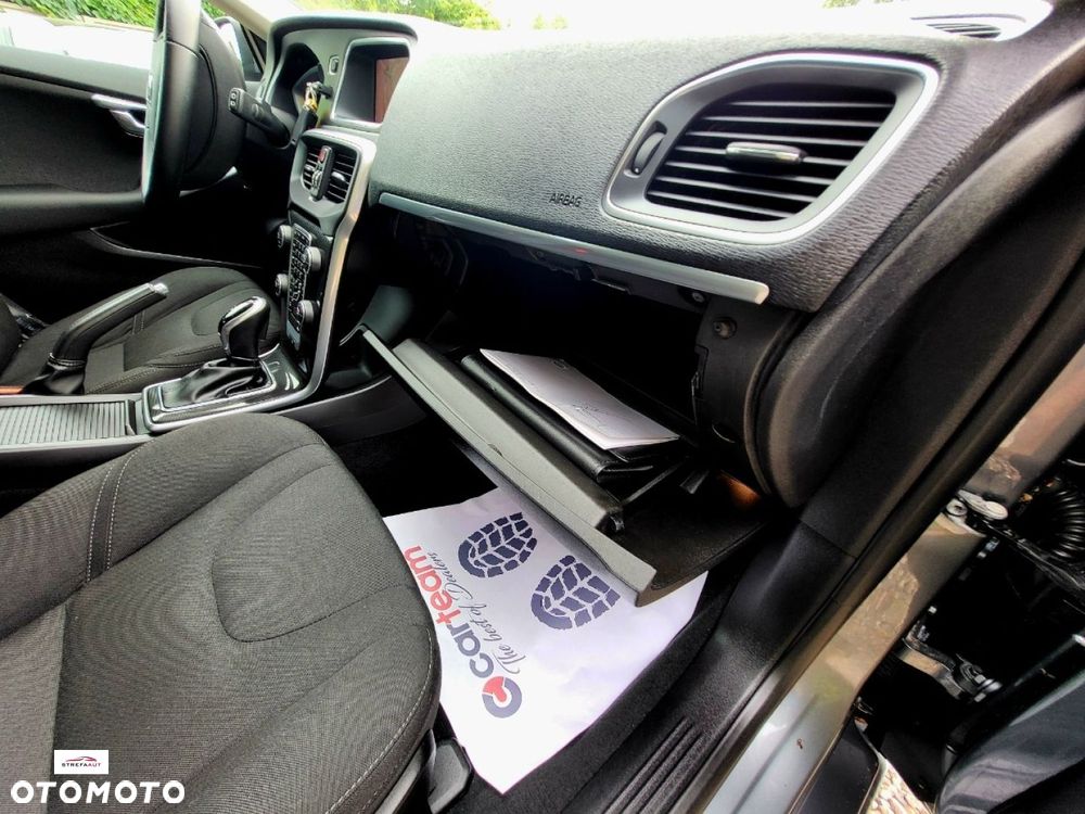 Volvo V40 - 14