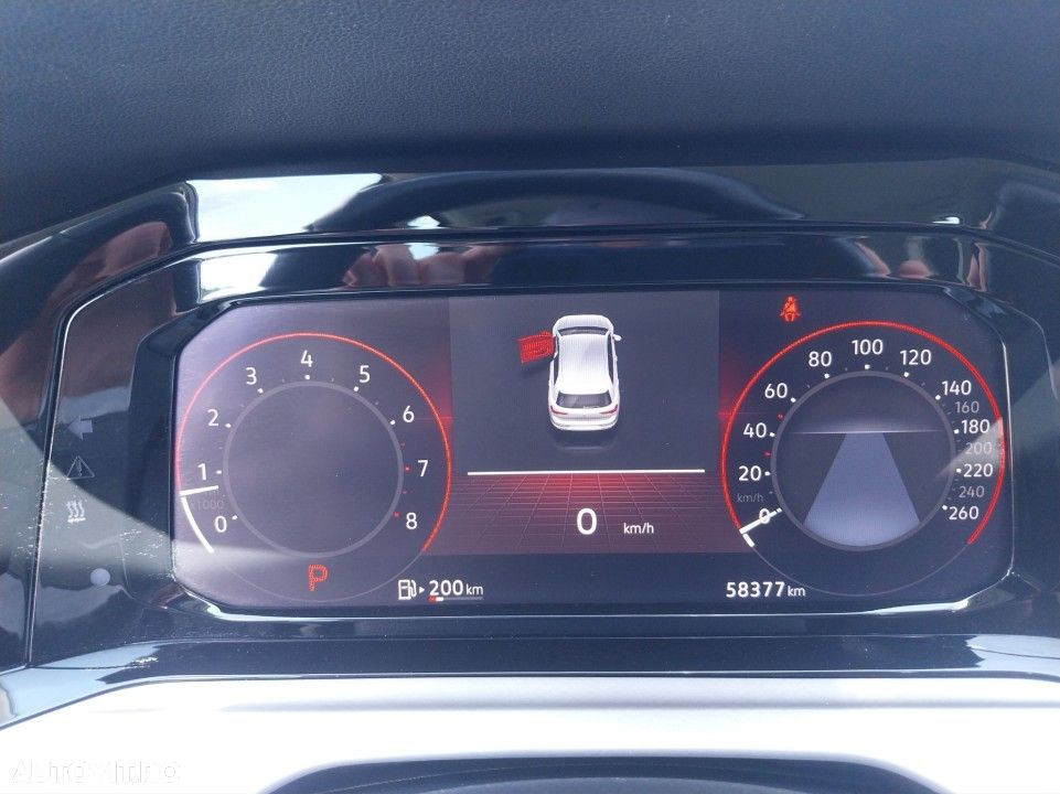 Volkswagen Golf - 11