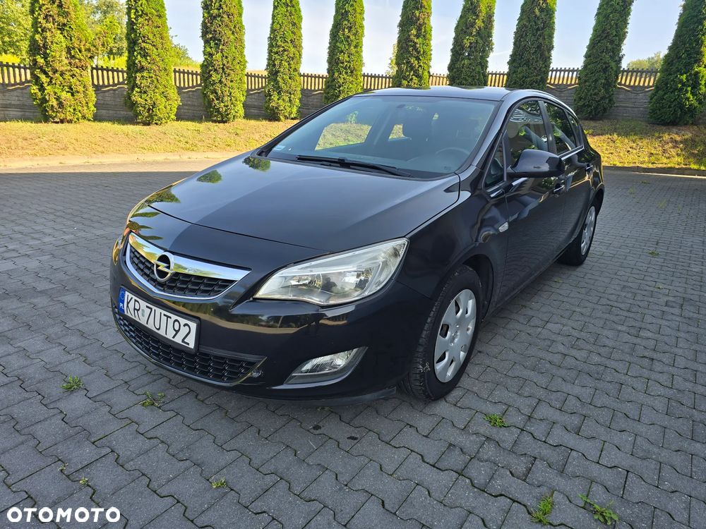 Opel Astra 1.4 Enjoy - 1