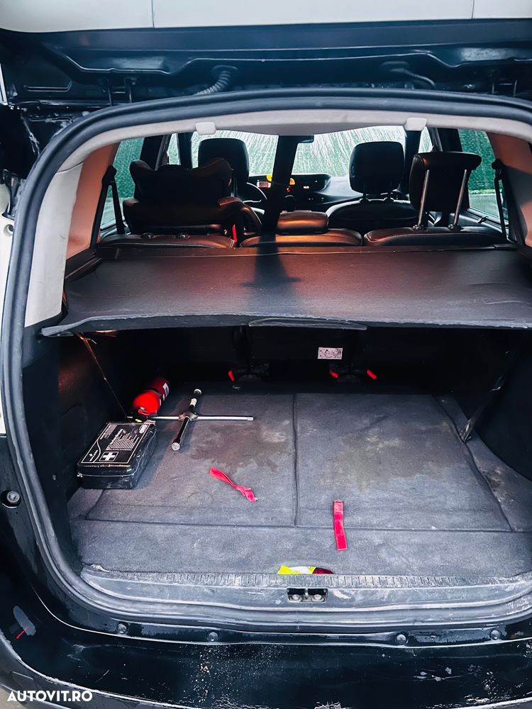 Renault Grand Scenic - 6