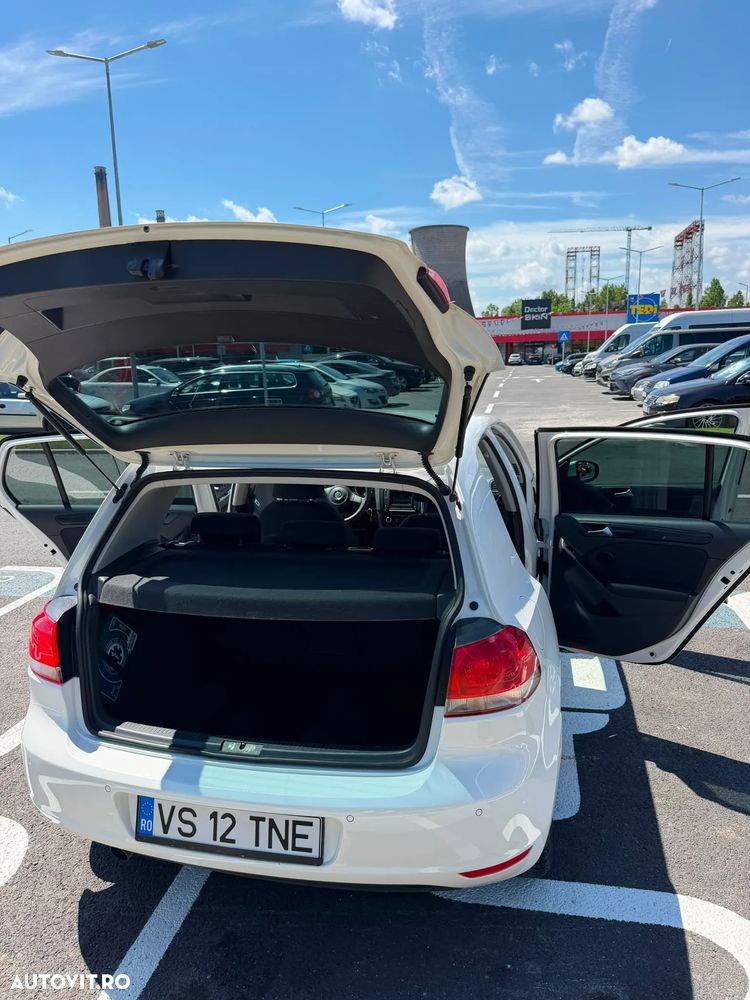 Volkswagen Golf 1.6 TDI DPF Comfortline - 5