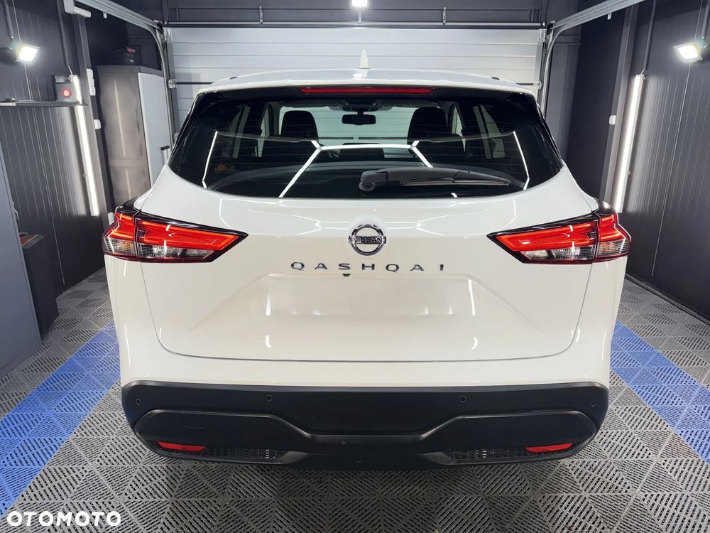 Nissan Qashqai 1.3 DIG-T MHEV Acenta Xtronic - 9