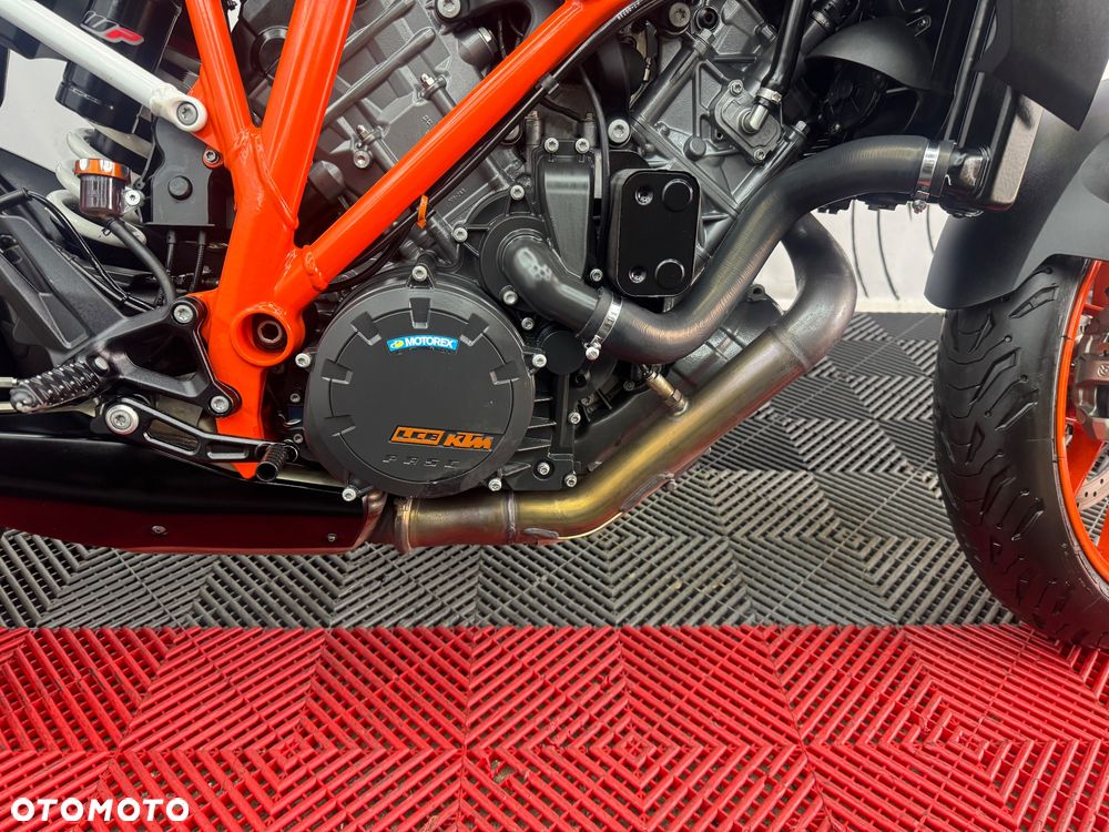KTM Super Duke - 32