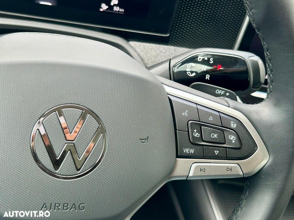 Volkswagen Passat - 15