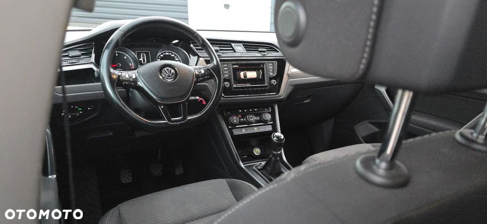 Volkswagen Touran 1.6 TDI BMT Trendline - 36