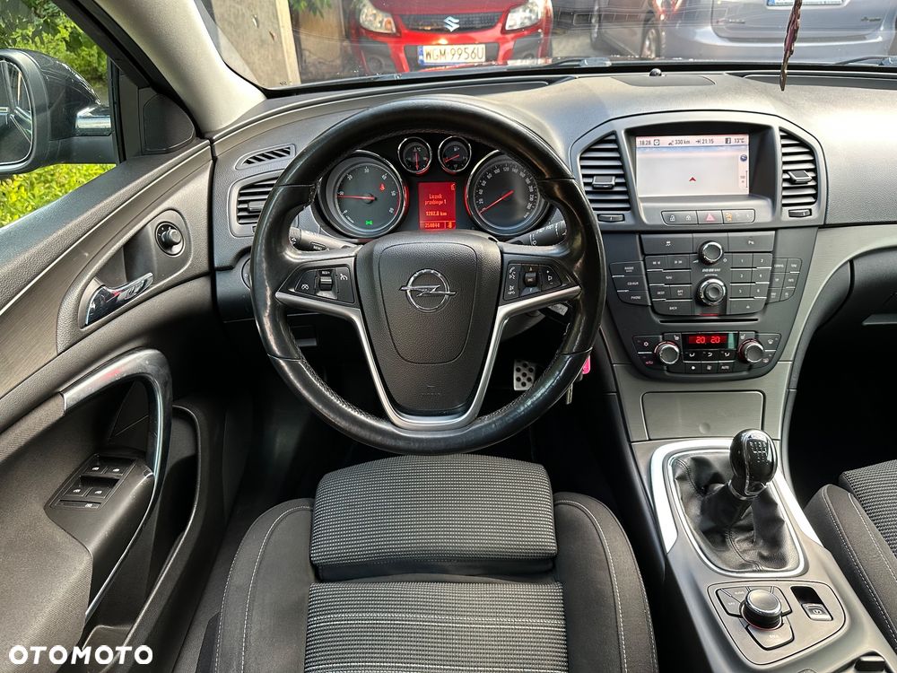 Opel Insignia - 9