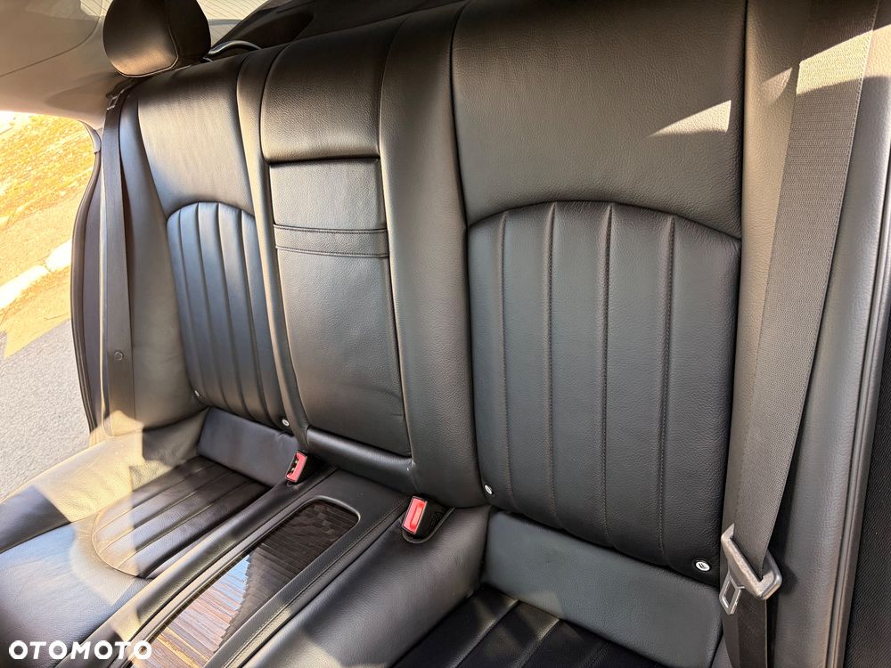 Mercedes-Benz CLS - 12