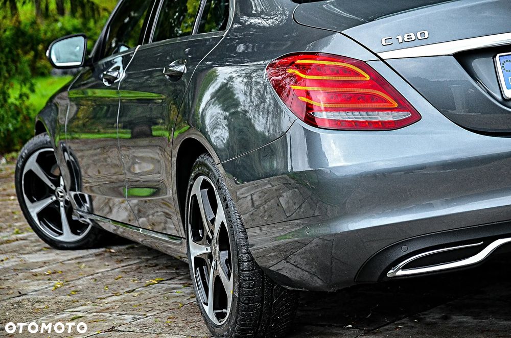 Mercedes-Benz Klasa C 180 T 7G-TRONIC Avantgarde - 16