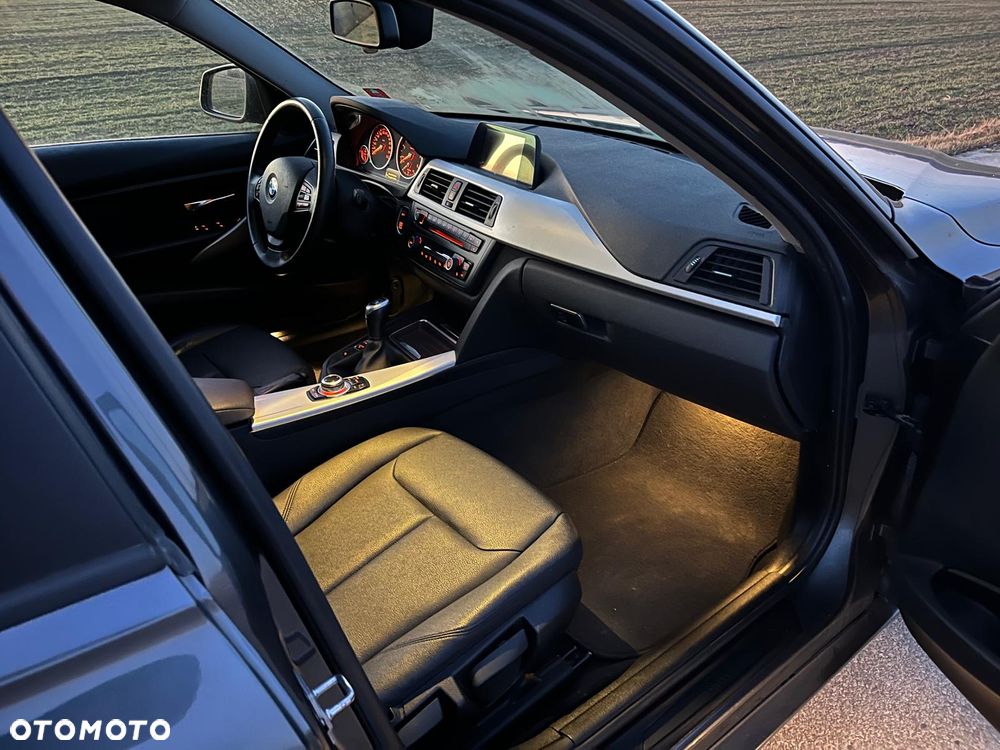 BMW Seria 3 320d Efficient Dynamics - 5