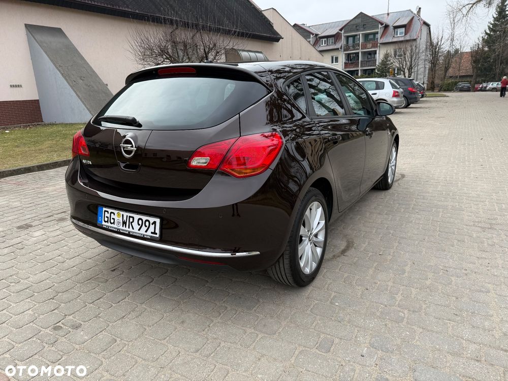 Opel Astra - 4