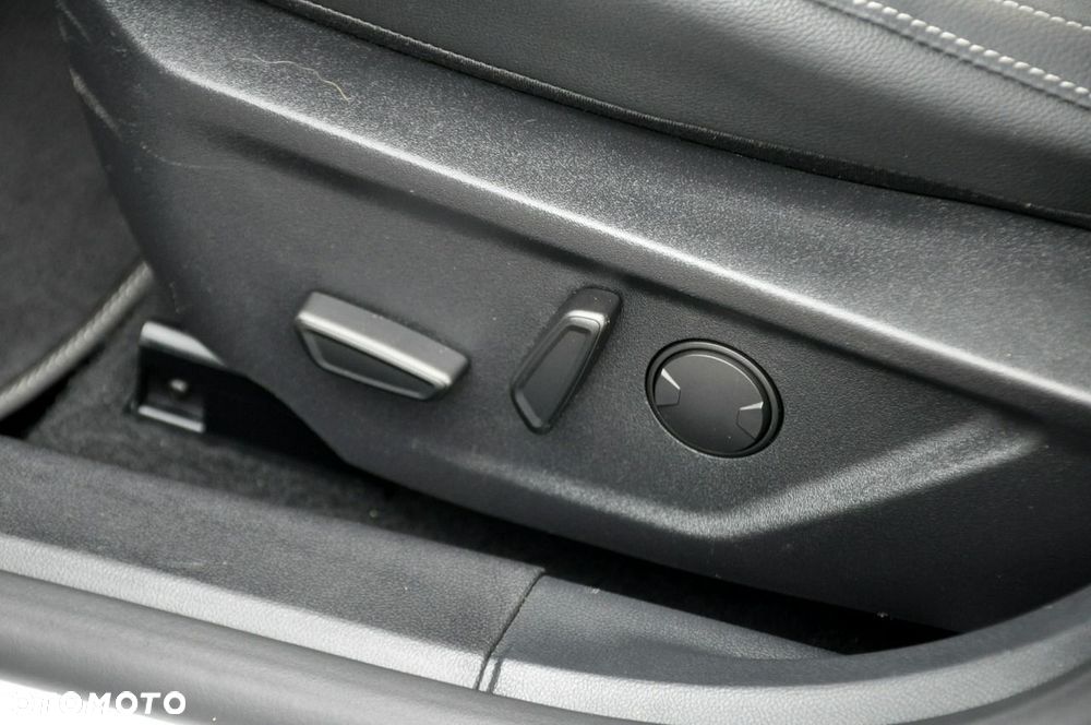 Ford Focus - 23