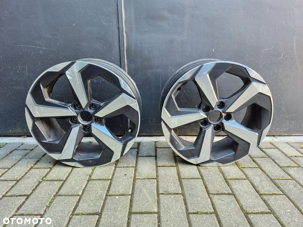 Nissan Qashqai III (J12) 21- Felgi aluminiowe alufelgi 7,5x18 ET45 5x114,3 oryginalne