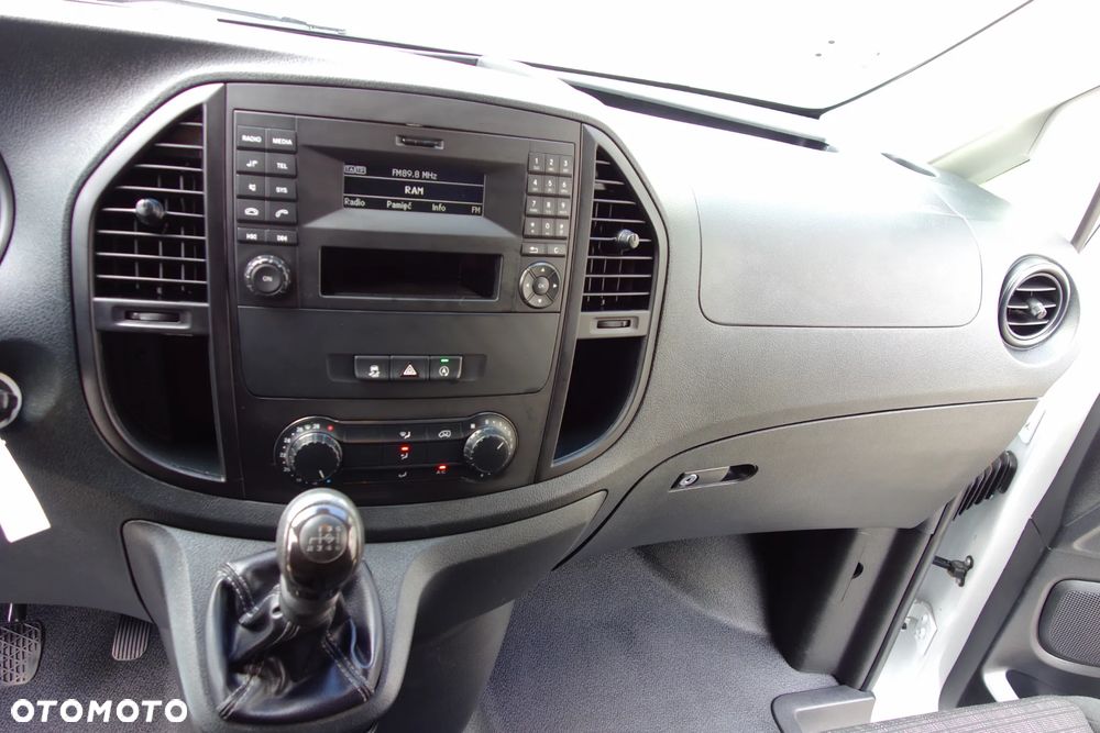 Mercedes-Benz Vito 114 Long 2.2 CDI 136 KM Klima - 22