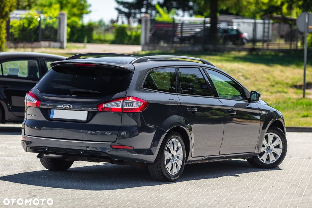 Ford Mondeo 1.6 TDCi Ghia - 12