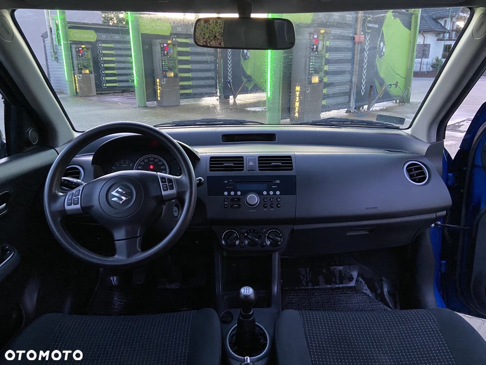 Suzuki Swift - 19