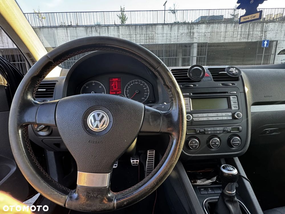 Volkswagen Golf 1.9 TDI DPF Trendline - 12