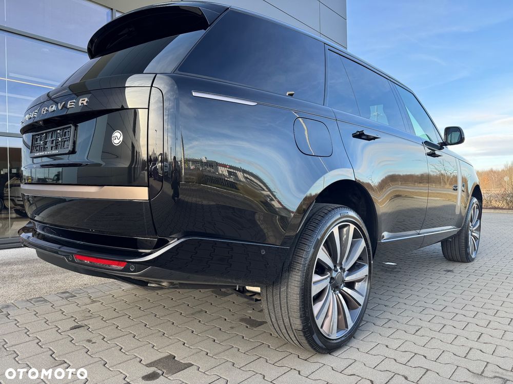 Land Rover Range Rover 4.4 V8 P535 LWB SV - 13