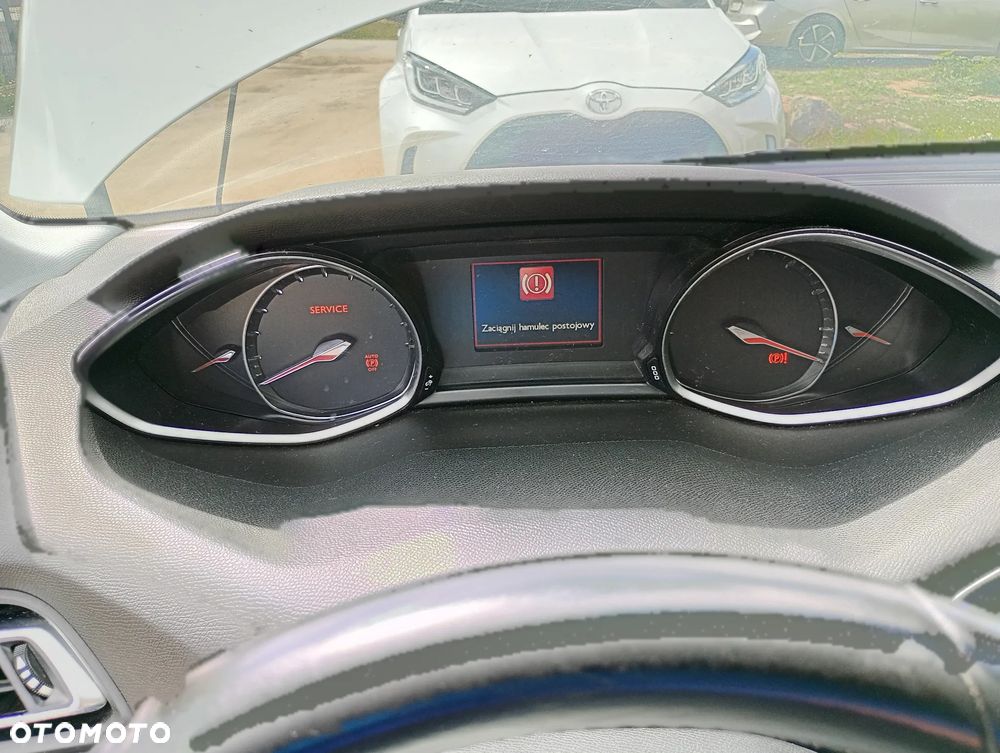 Peugeot 308 1.2 PureTech Allure S&S - 8