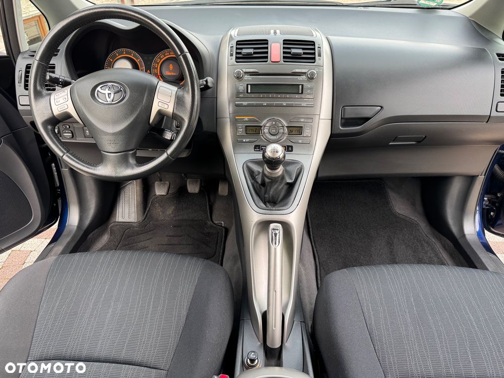 Toyota Auris 1.6 VVT-i Sol - 13