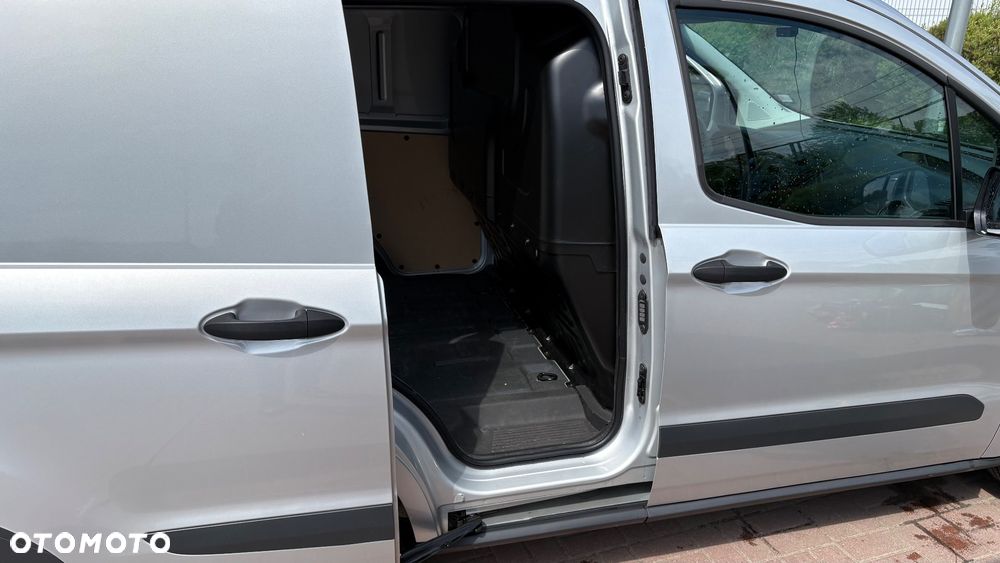 Ford Courier - 13