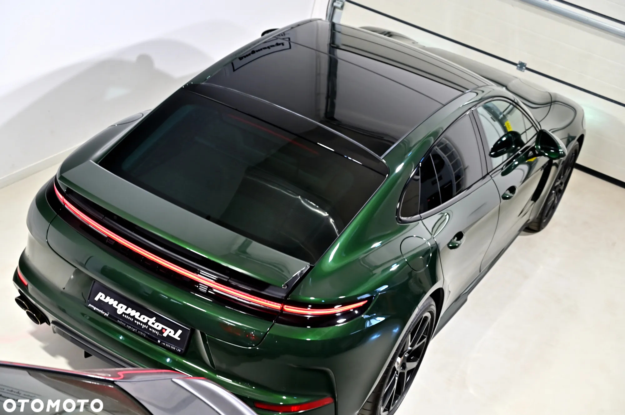 Porsche Panamera - 33