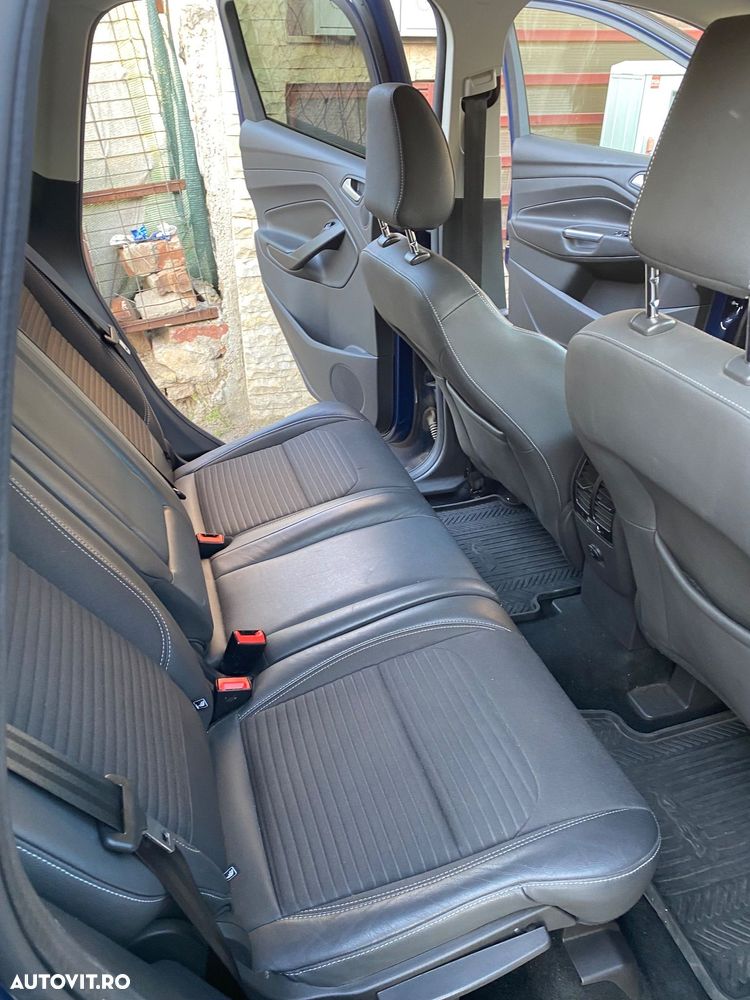 Ford Kuga 1.5 EcoBoost 4WD Aut. Trend - 14