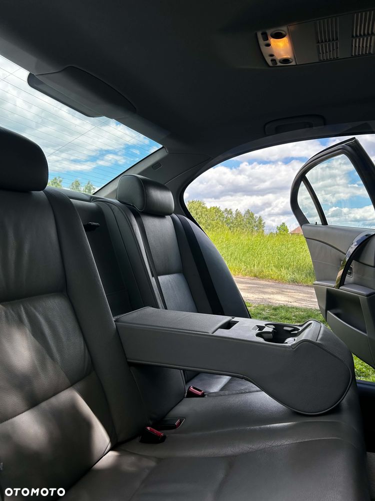 BMW Seria 5 - 24