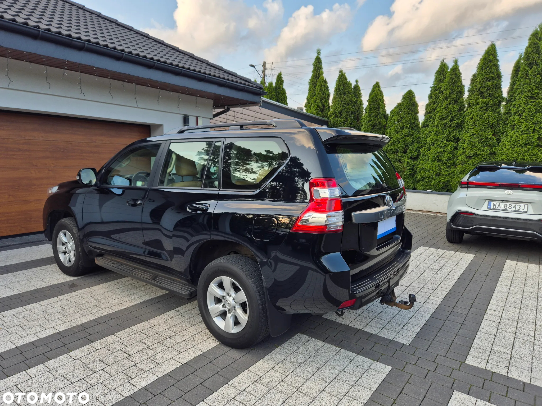 Toyota Land Cruiser - 11