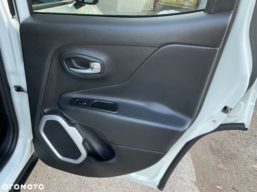 Jeep Renegade 1.4 MultiAir Limited - 20
