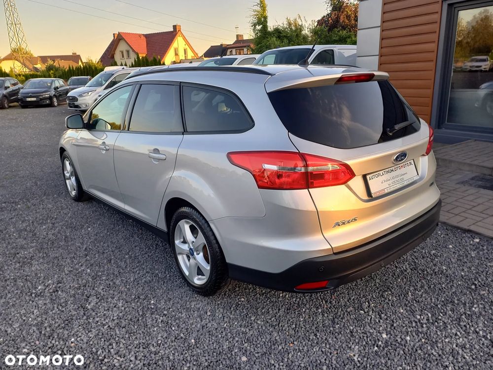 Ford Focus 1.0 EcoBoost Edition - 5