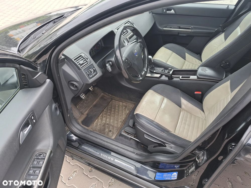 Volvo V50 D2 - 9