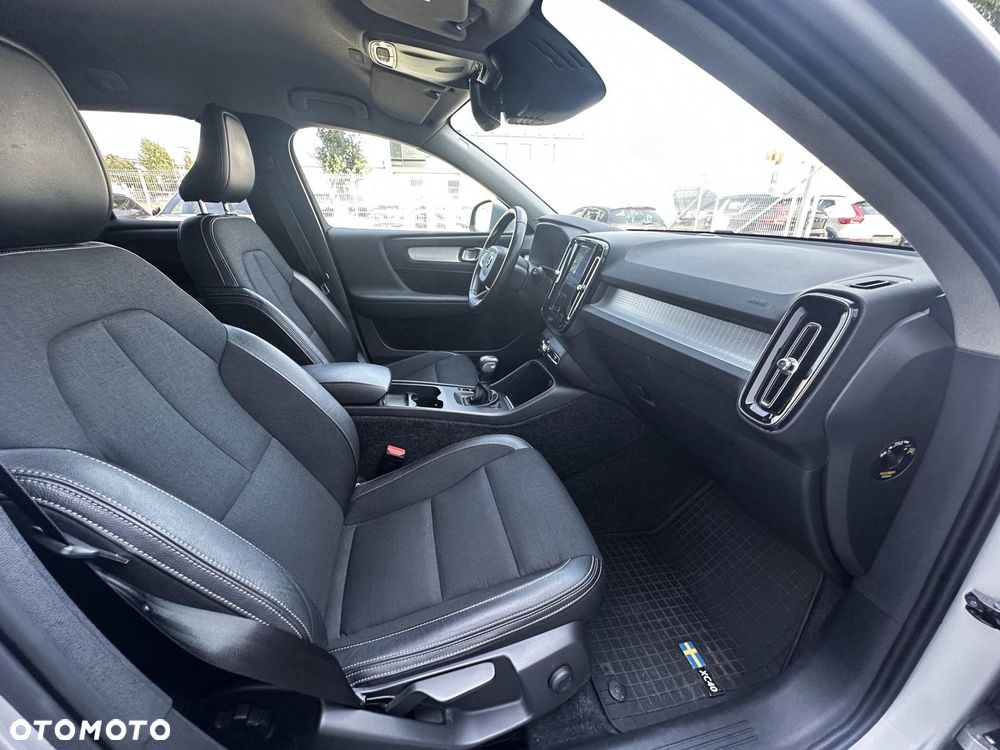 Volvo XC 40 - 24