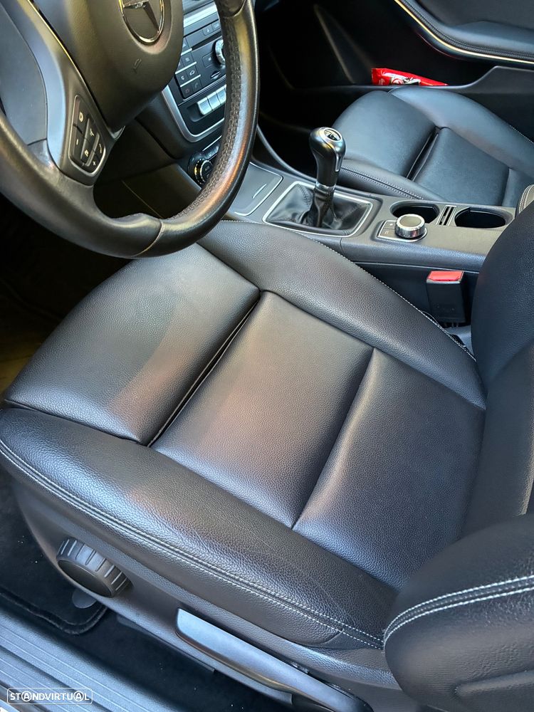 Mercedes-Benz GLA 180 d Style - 9