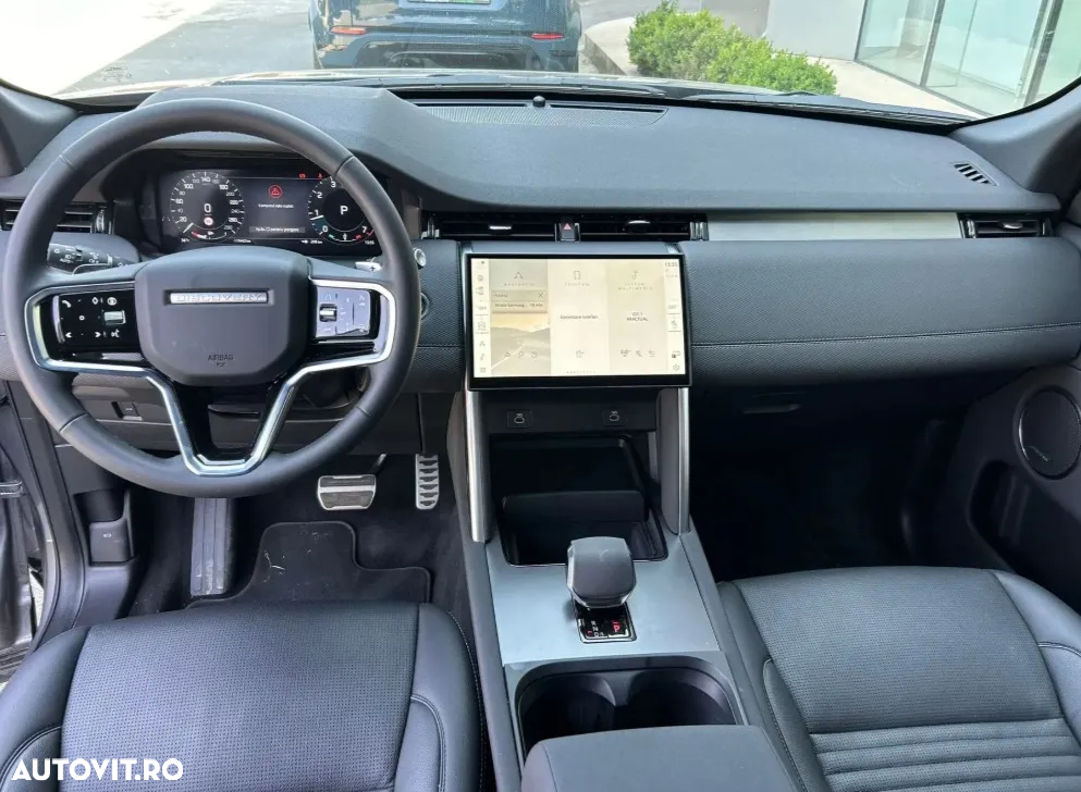 Land Rover Discovery Sport - 9